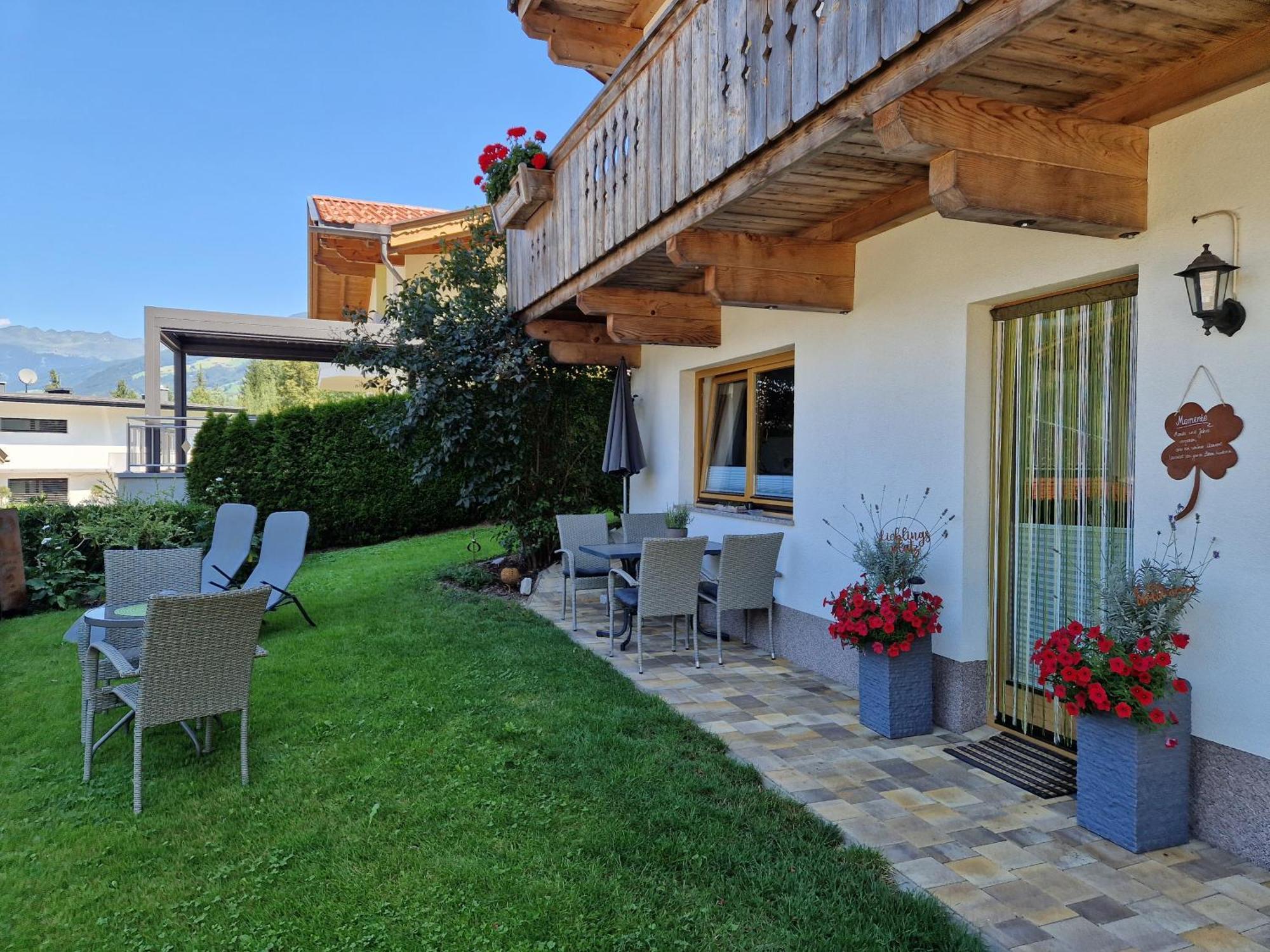 Haus Roland Apartment Zell am Ziller Exterior photo